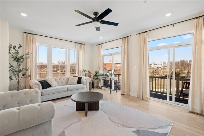 Photo - Stunning 4BR / 4.5BA End-Unit Townhome in Brambleton - Built in 2024!