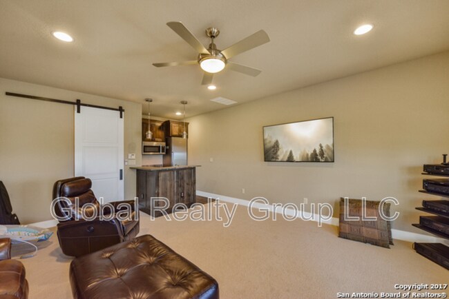 Photo - 10014 Basilone Ridge