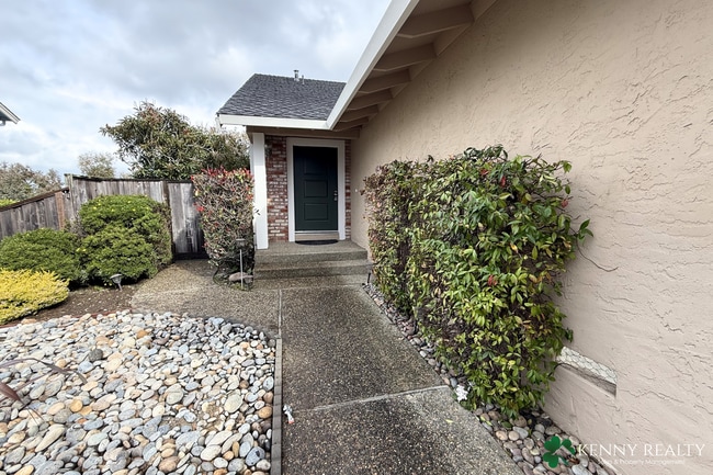 Photo - Remodeled 2BR/2.5BA Duplex with 2-Car Garage in San Mateo