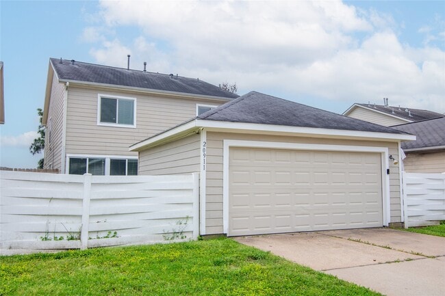 Photo - 20911 Young Meadows Way