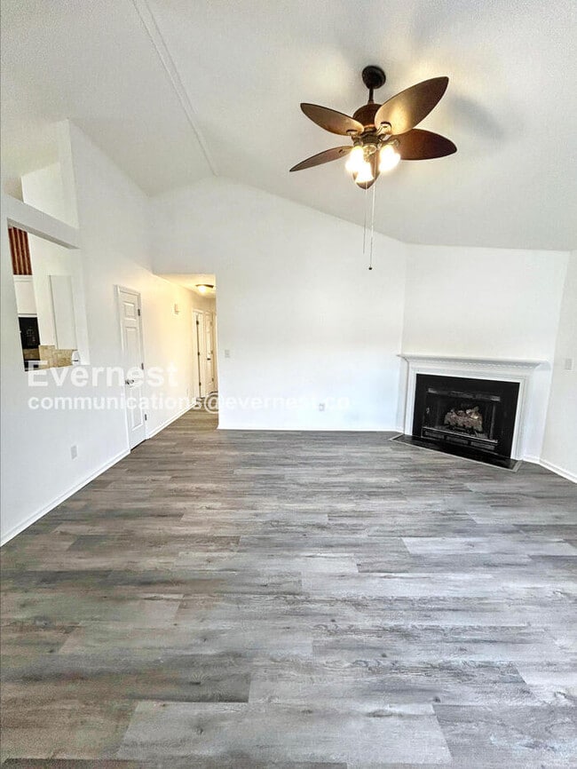 Photo - 3214 Westbury Dr