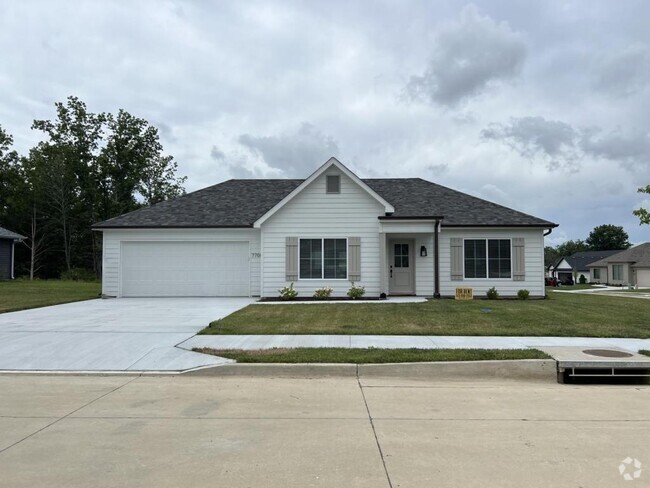 Building Photo - 7700 N Rainbow Dr Rental