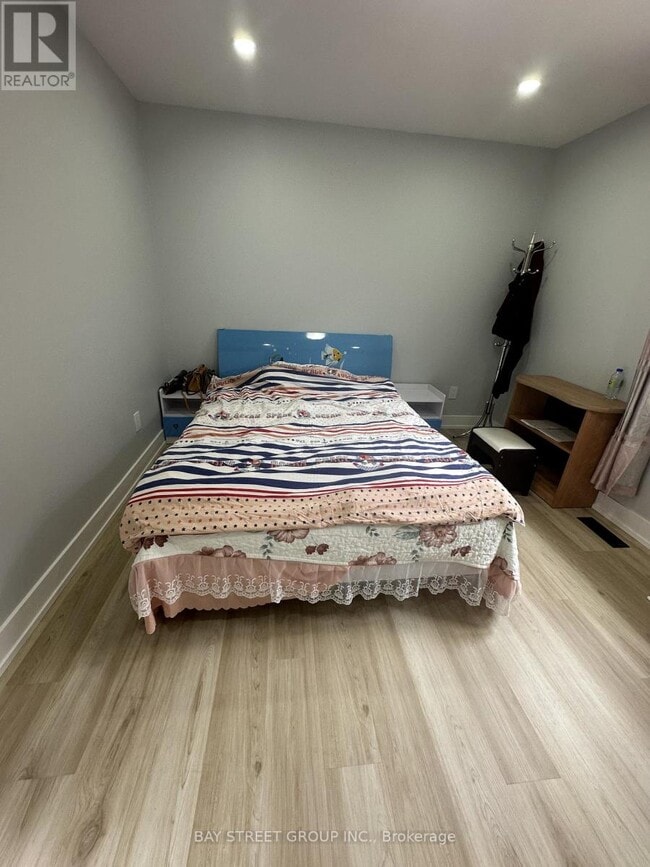 Photo - 178 Shepton Way