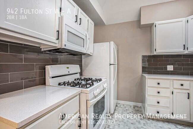 Photo - 942 Fulton St W Unit A
