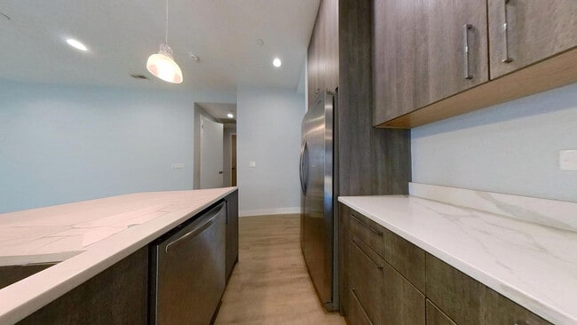 Unit 401 - kitchen