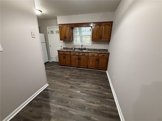 Photo - 107 Sycamore Ln