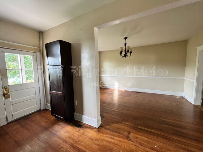 Photo - 615 N 37th St