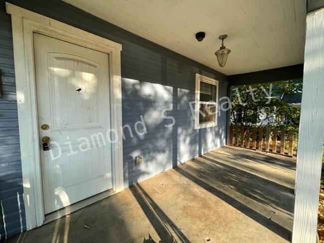 Photo - 1301 N Fremont Ave