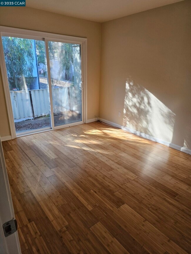 Photo - 2287 Cuadra Ct Unit 4