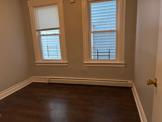 2nd bedroom - 15 William St Unit #1