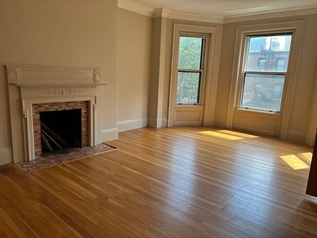 Building Photo - 48 Fenway Rental