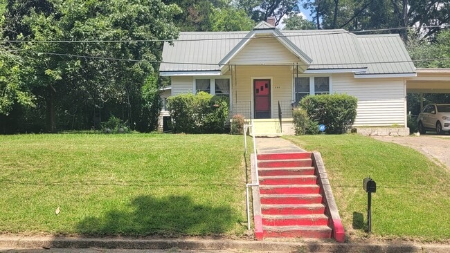 Photo - 508 Union Ave