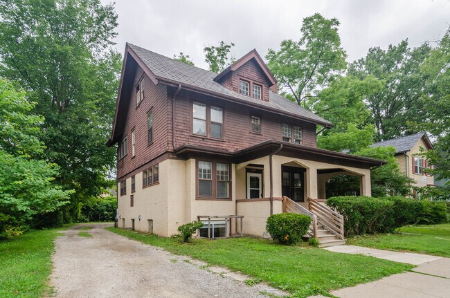 Photo - 1517 S University Ave