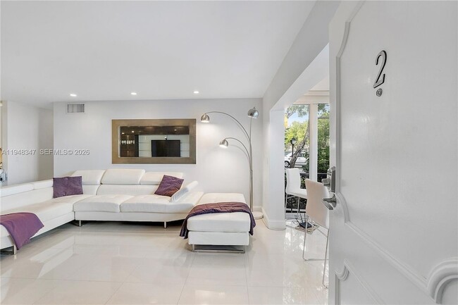 Photo - 6261 Bay Club Dr Unit 2