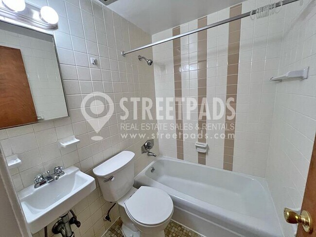 Photo - 1 bedroom in Boston MA 02134