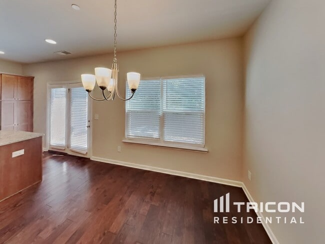 Photo - 115 Hickory Sta Ln