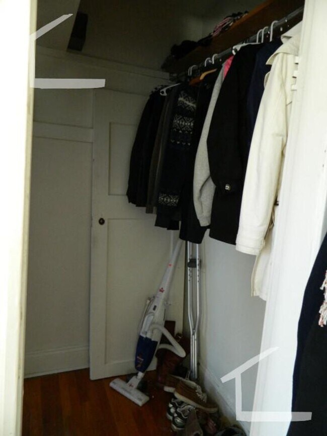 Photo - Great 1 bedroom Available NOW! (Fenway)