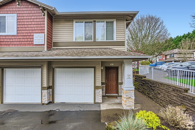 Building Photo - 14700 SW Sandhill Loop Unit 204 Rental