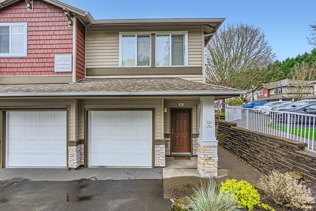 Building Photo - 14700 SW Sandhill Loop Unit 204 Rental