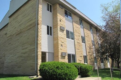 Centennial Plaza Senior Apartments