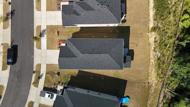 2413 Abbot Hall Dr