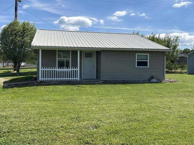 Building Photo - 92 Airline Rd
