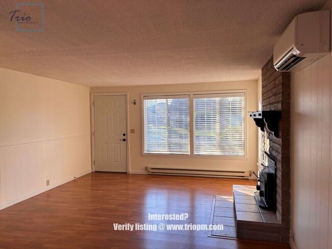 Photo - 2659 Canterbury St