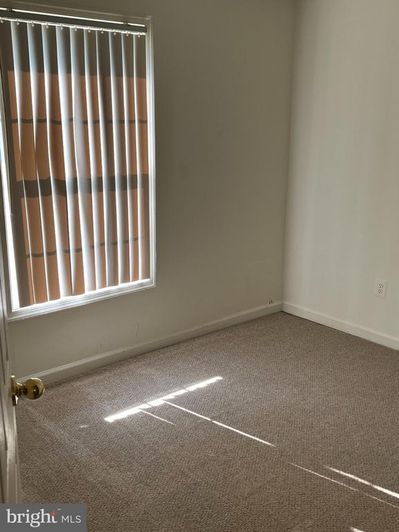 Photo - 20530 Bickers Ln