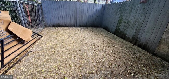 Photo - 1214 W Hilton St Unit 1ST FLOOR