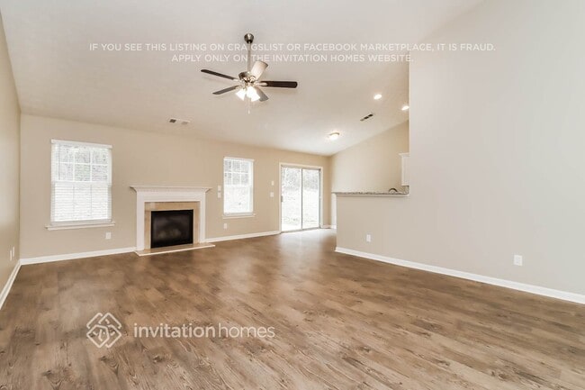 Photo - 236 Bridgestone Ln