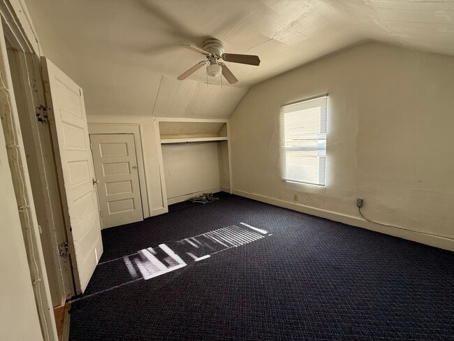 Photo - 630 Brandon St