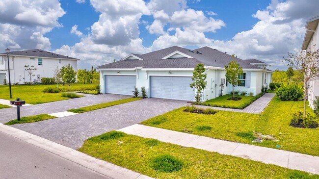 Building Photo - 18967 Wood Stork Way Rental