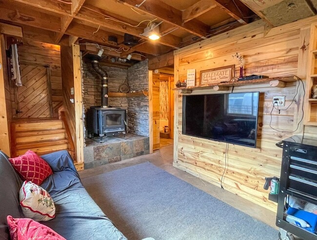 Photo - Cabin in Swains Creek