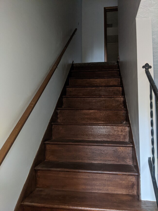 Photo - 39 W Lincoln St Unit C