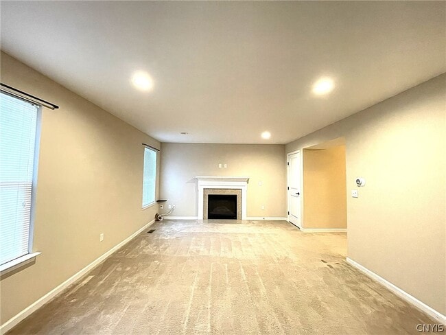 Photo - 113 Weeping Willow Way