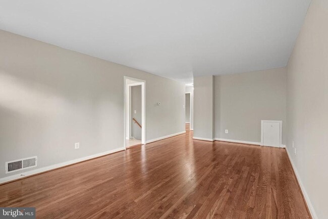 Photo - 4511 Holmes Run Pkwy