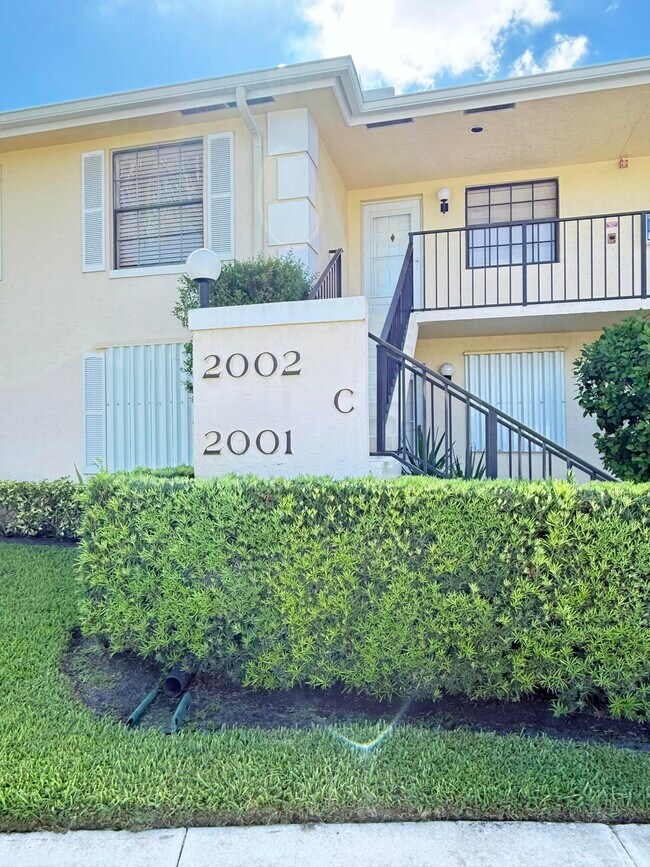 Photo - 2002 Keystone Dr Unit C