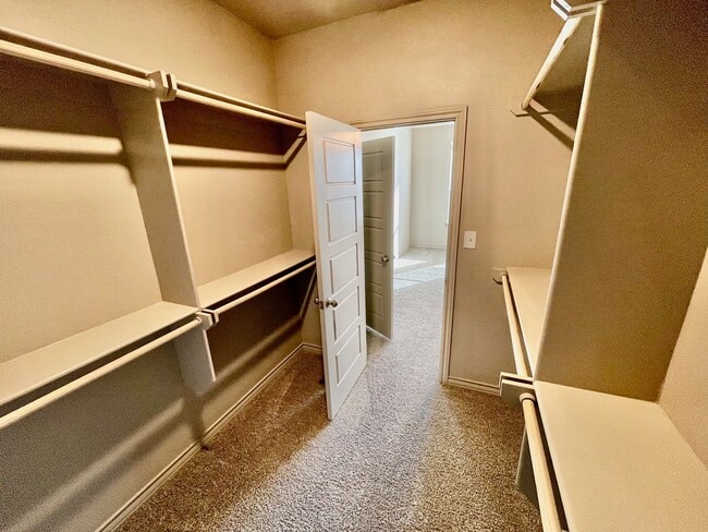 Photo - 7017 22nd St