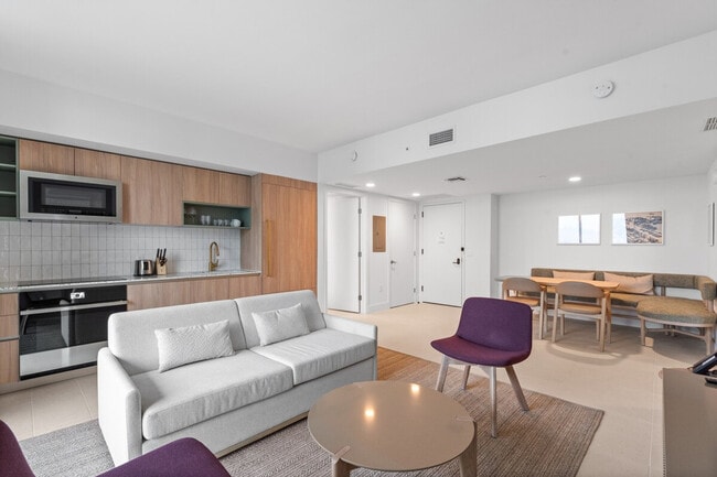 Photo - 125 NE 6th St Unit ID1389643P