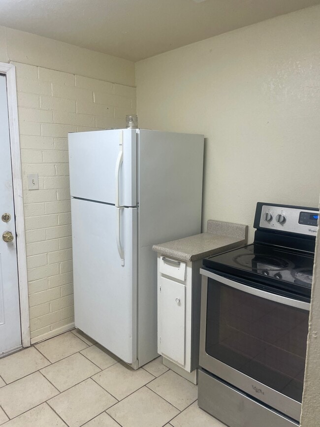 Photo - 4220 N Granada Dr Unit 4