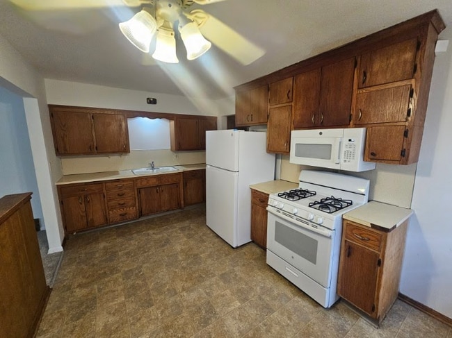 Photo - 4103 Lowry Ave N Unit 2