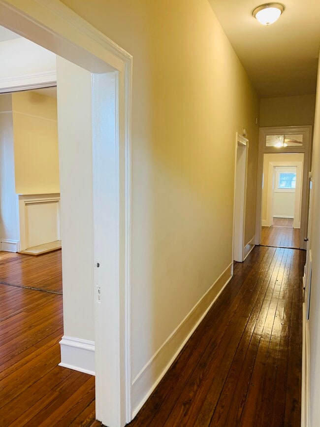 Photo - 903 Montgomery St Unidad 1