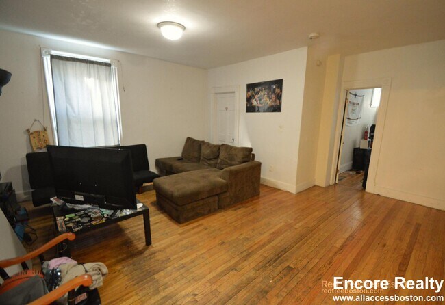 Photo - 21 Pratt St Unit 2