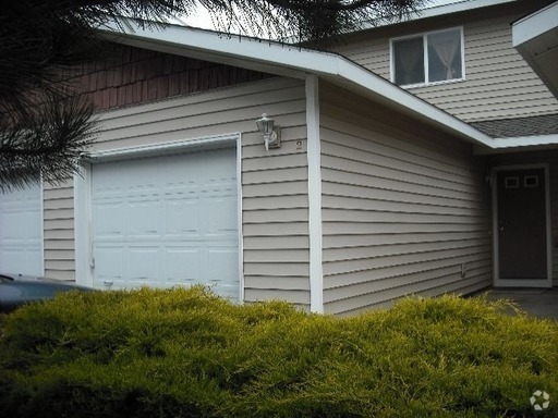 Building Photo - 2610s -9 & 10 Unit 10 Rental