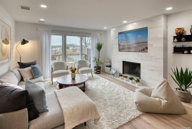 Photo - 3029 Mitchell Rd