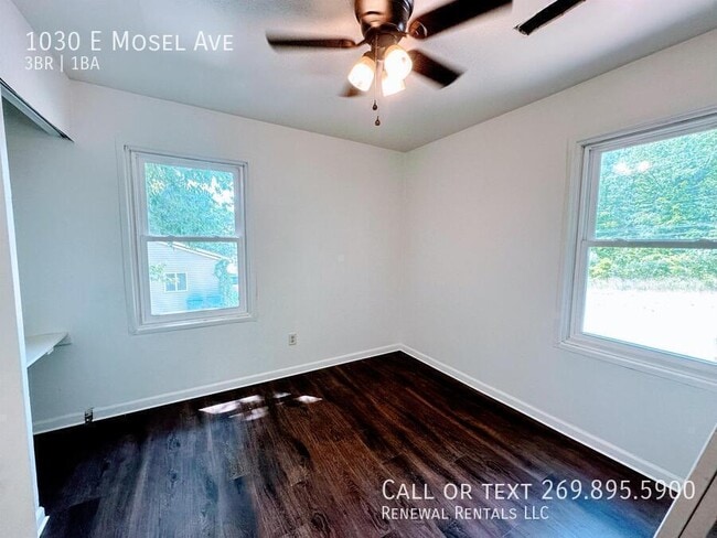 Photo - 1030 E Mosel Ave