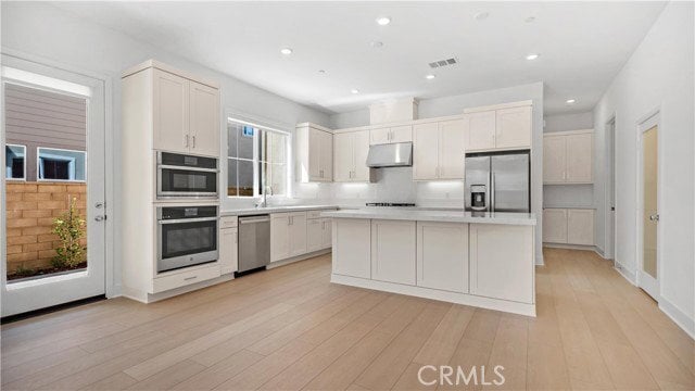 Photo - 110 Scoville