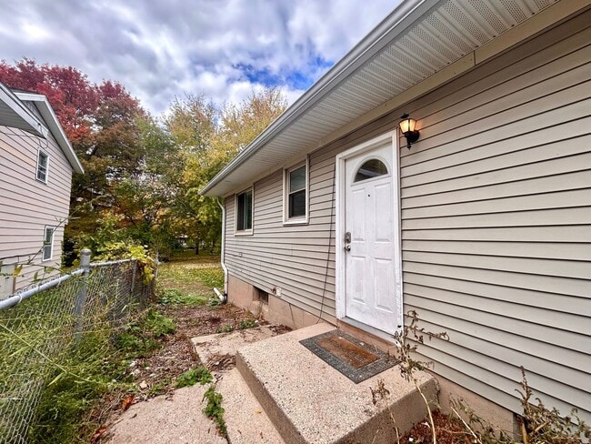 Photo - 4311-4313 Dawes Court SE Unit 4313 Dawes Ct SE