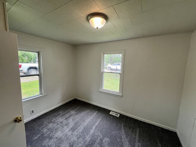 Photo - 3 Bed | 1 Bath | House