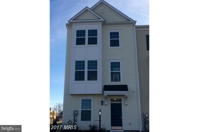 Building Photo - 11 Britania Ct Rental